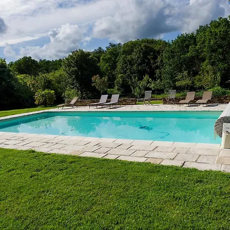 Malvoisine * Ecuille