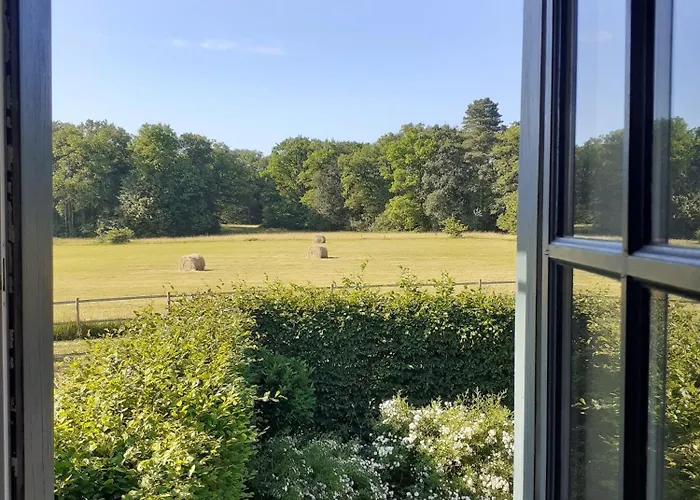 Malvoisine * Ecuille